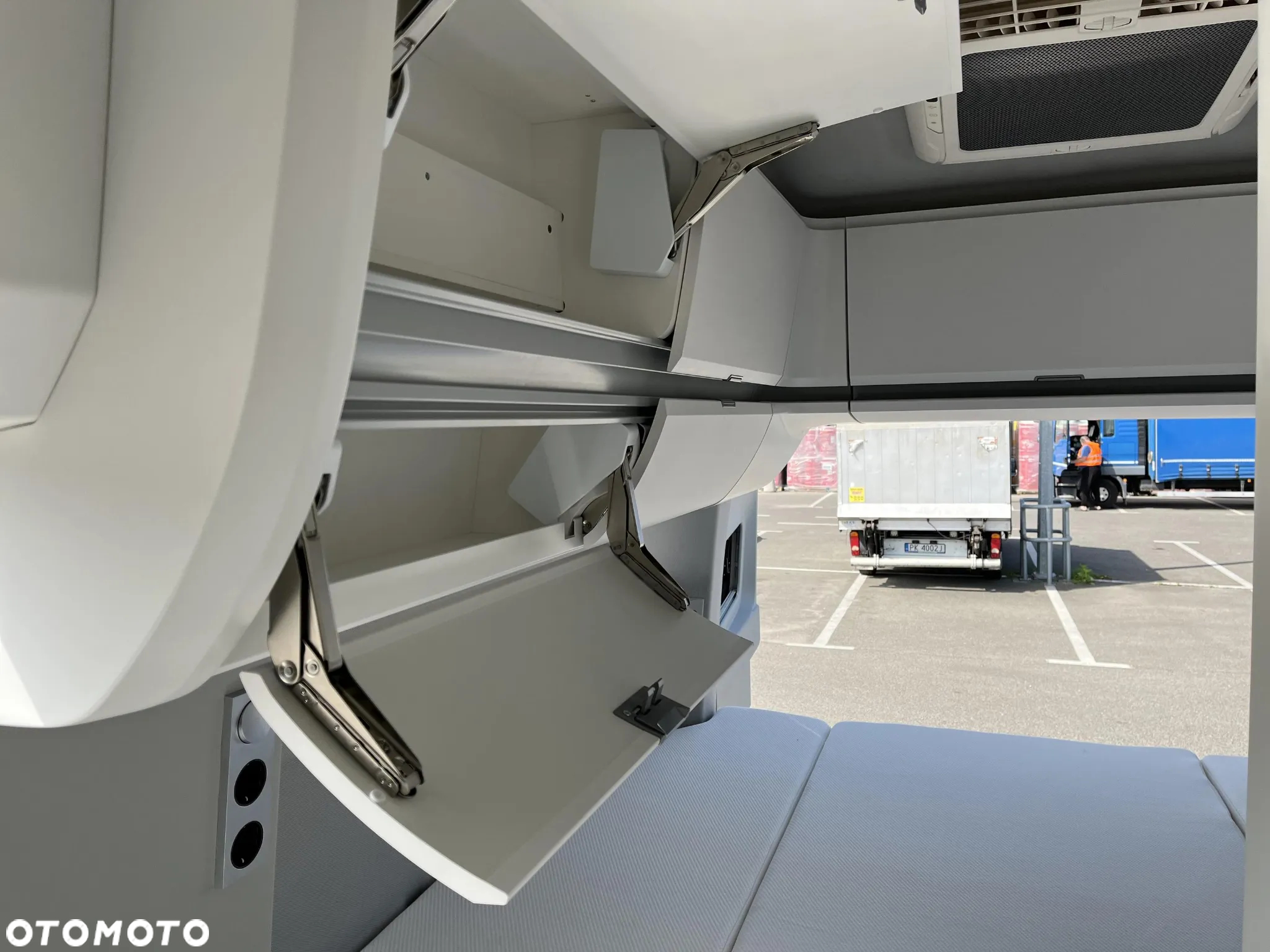 Volkswagen Crafter Grand California - 21