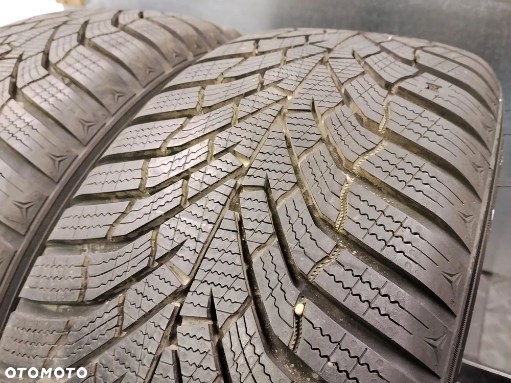 2x Kumho WinterCraft WP52 215/55/17 98V nr.1768 24 rok 8mm - 3