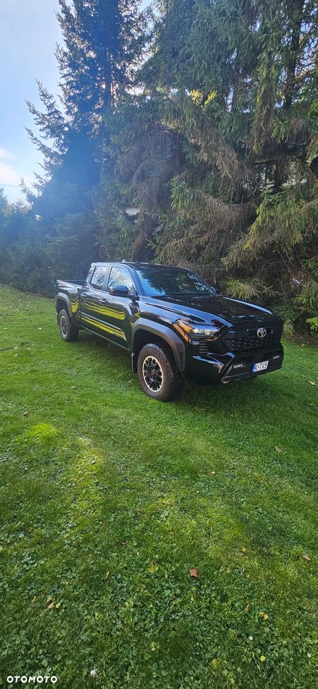 Toyota Tacoma - 6