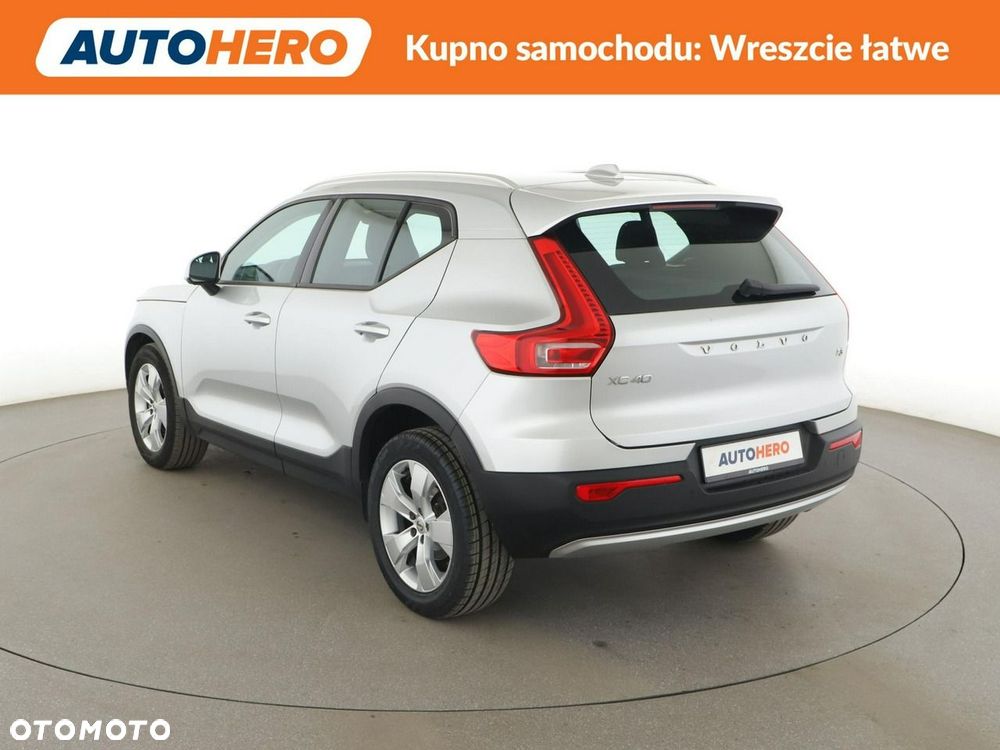 Volvo XC 40 T3 Momentum - 5