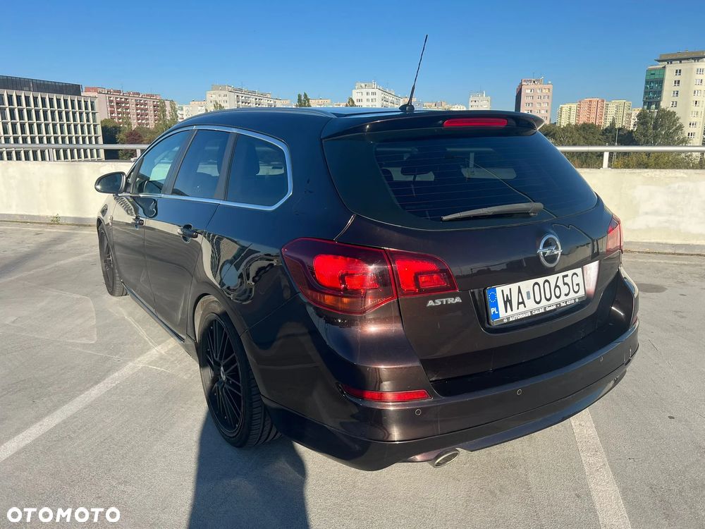 Opel Astra 1.4 Turbo Sports Tourer - 6