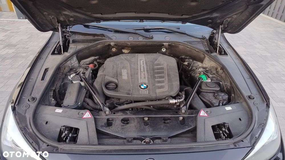 BMW Seria 5 530d xDrive - 26