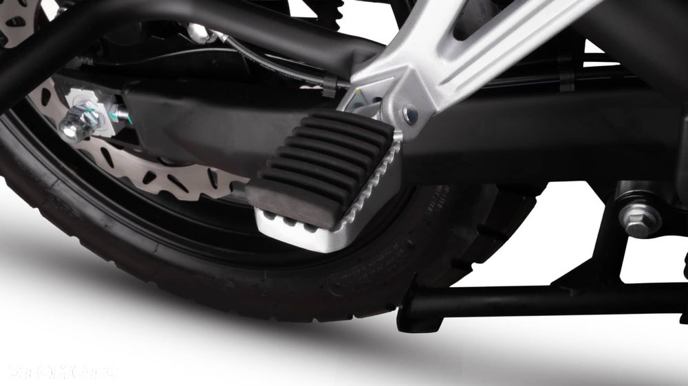 Junak RX One - 10