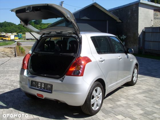 Suzuki Swift 1.3 Comfort - 4