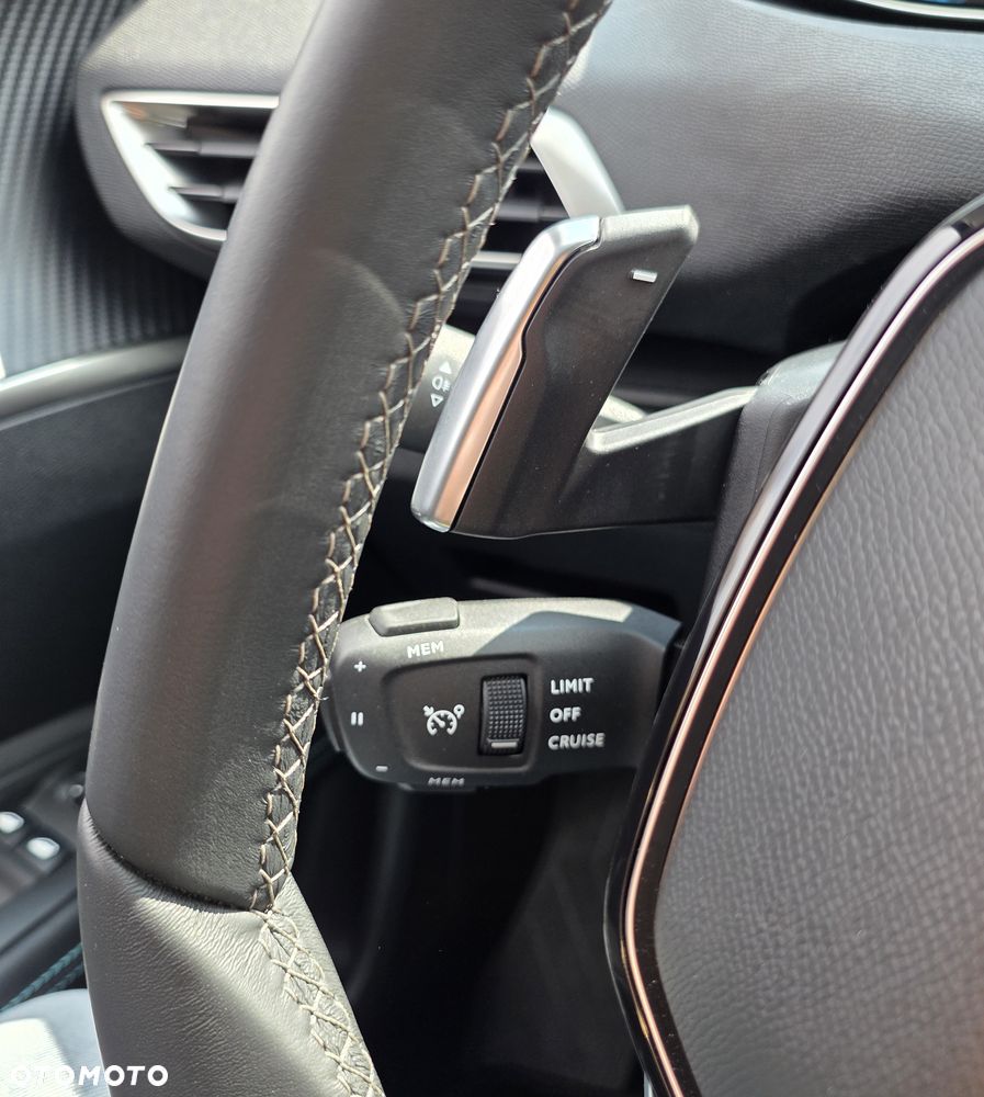 Peugeot 3008 1.6 PureTech Hybrid PHEV Active Pack S&S EAT8 - 19