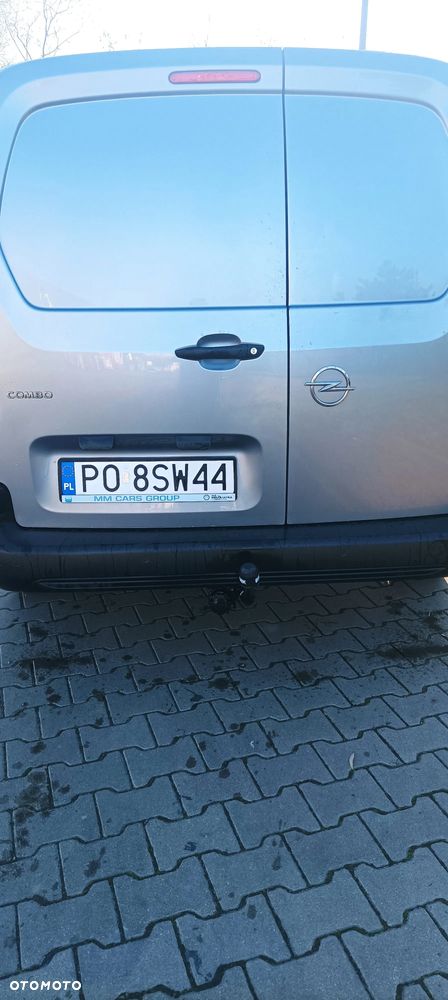 Opel COMBO - 15