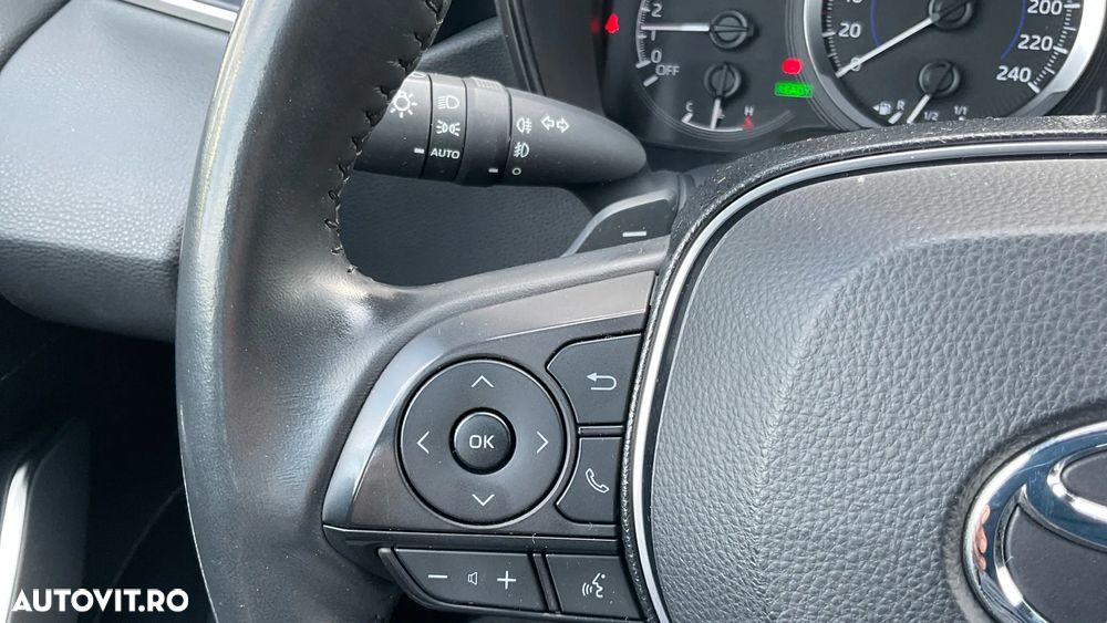 Toyota Corolla 2.0 Business Edition - 20