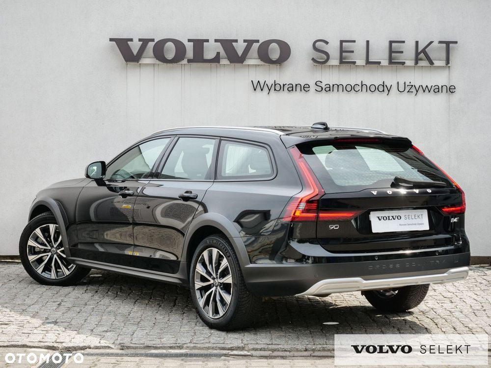 Volvo V90 Cross Country - 7