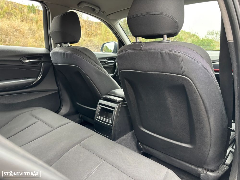 BMW 118 d Line Sport - 29