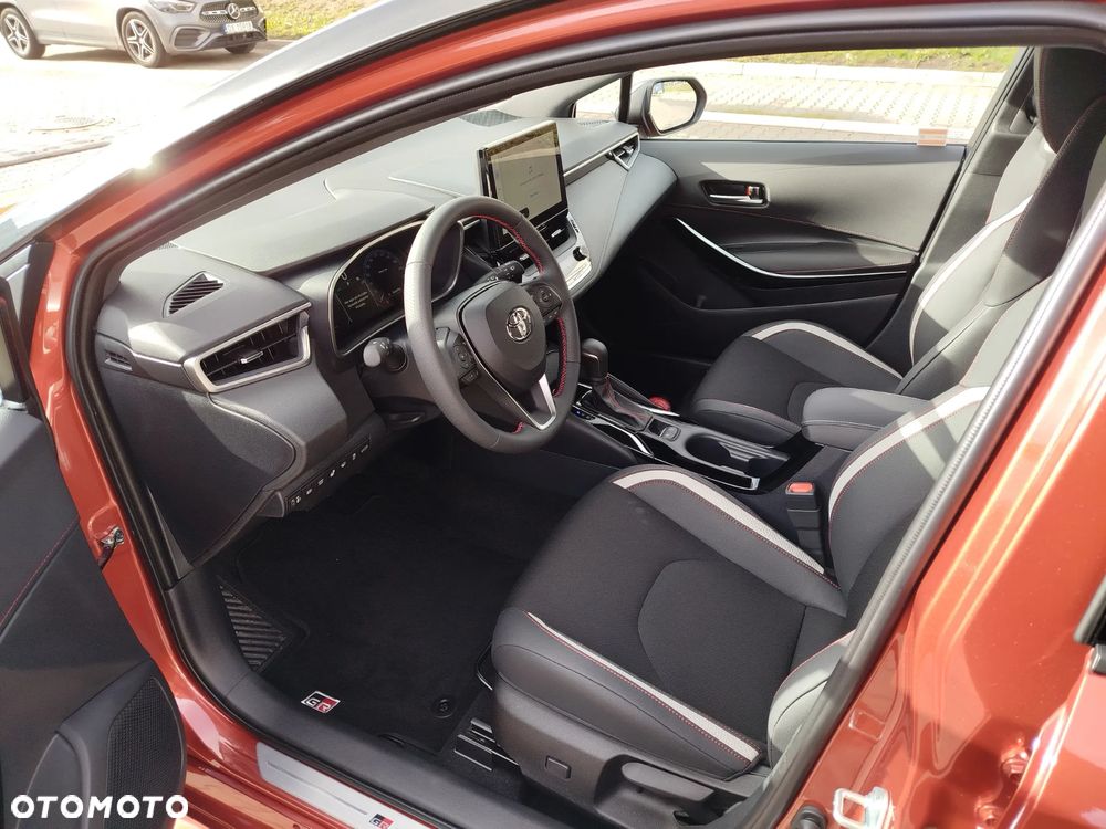 Toyota Corolla 2.0 Hybrid GR Sport - 9