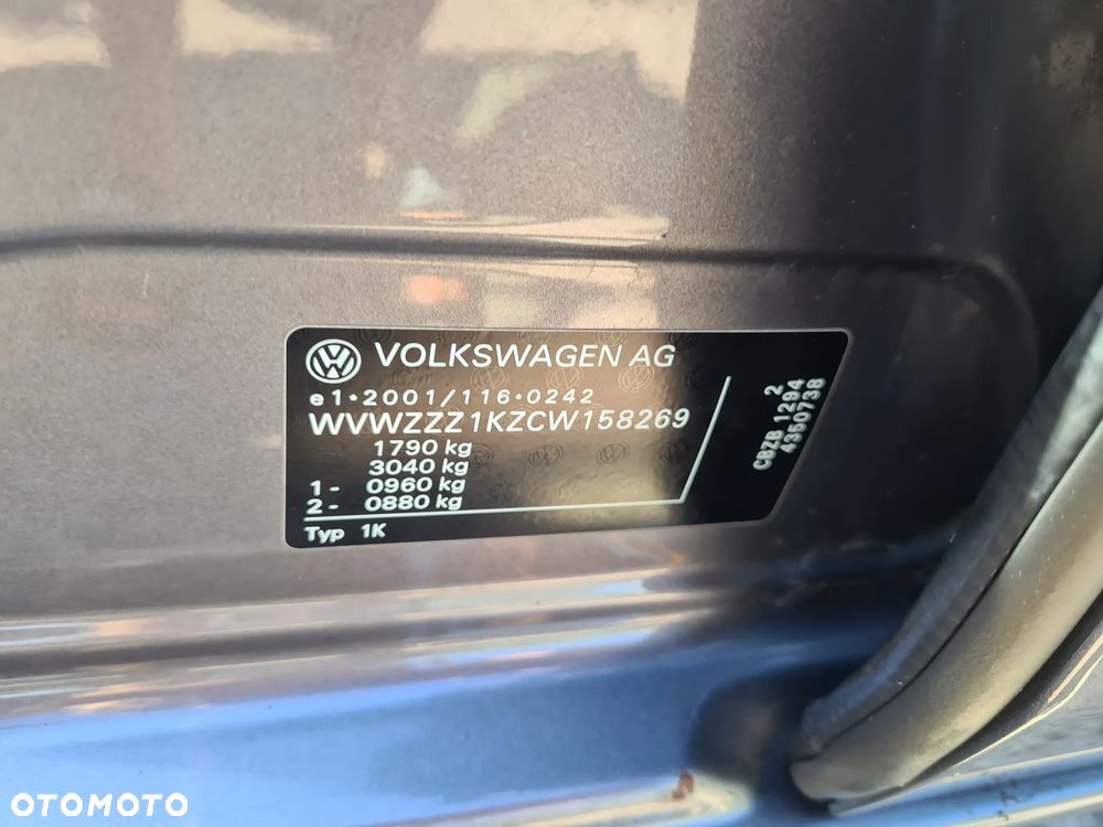 Volkswagen Golf - 14