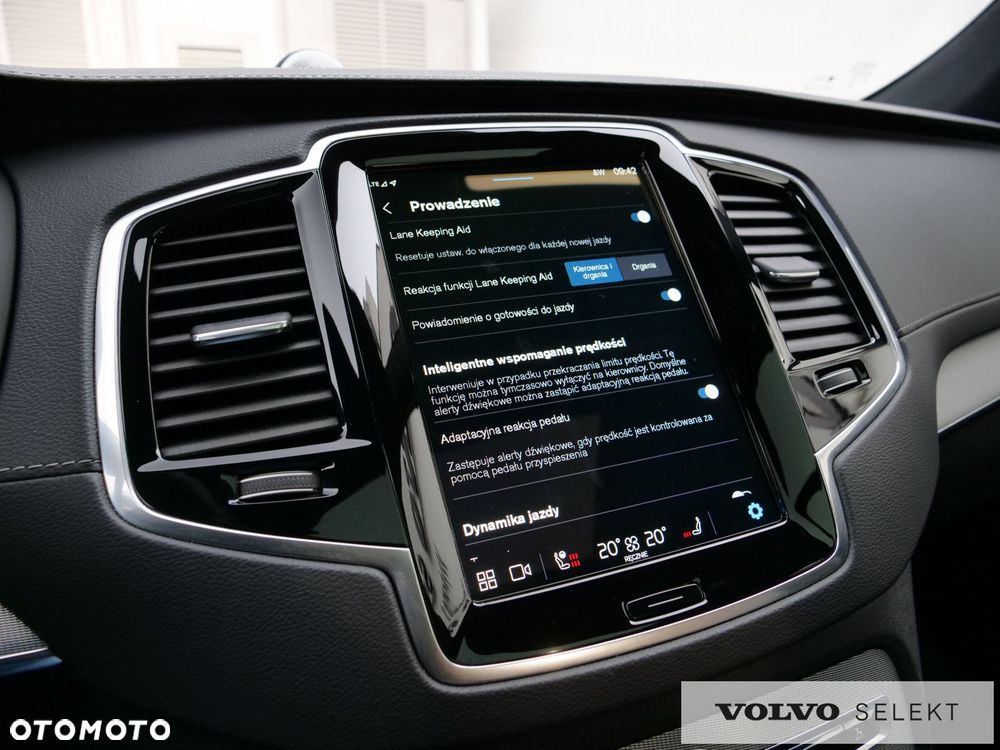 Volvo XC 90 - 31