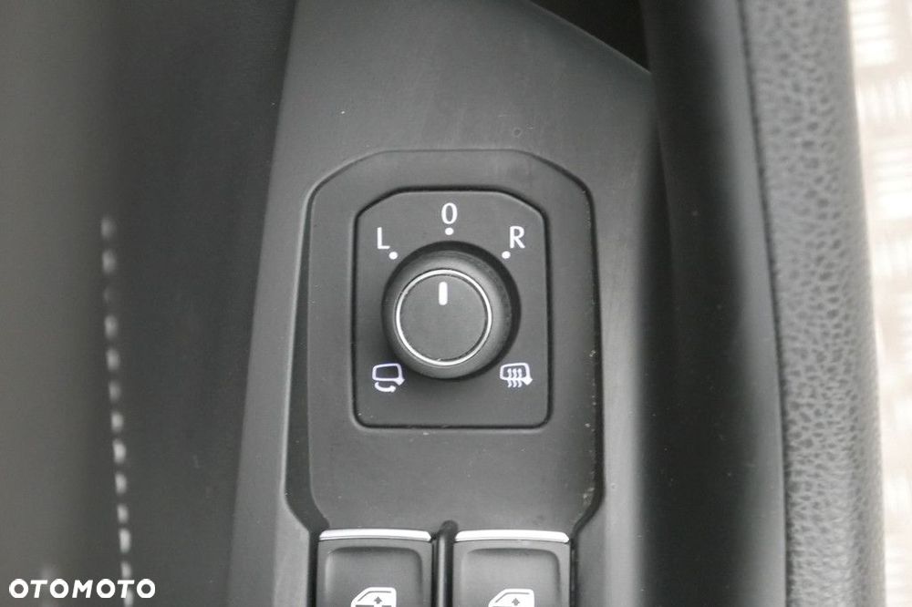 Volkswagen Arteon 2.0 TSI R-Line DSG - 32
