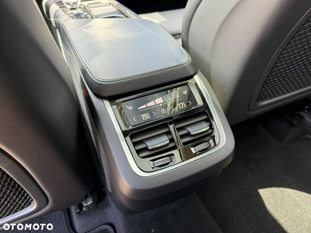 Volvo XC 90 - 27