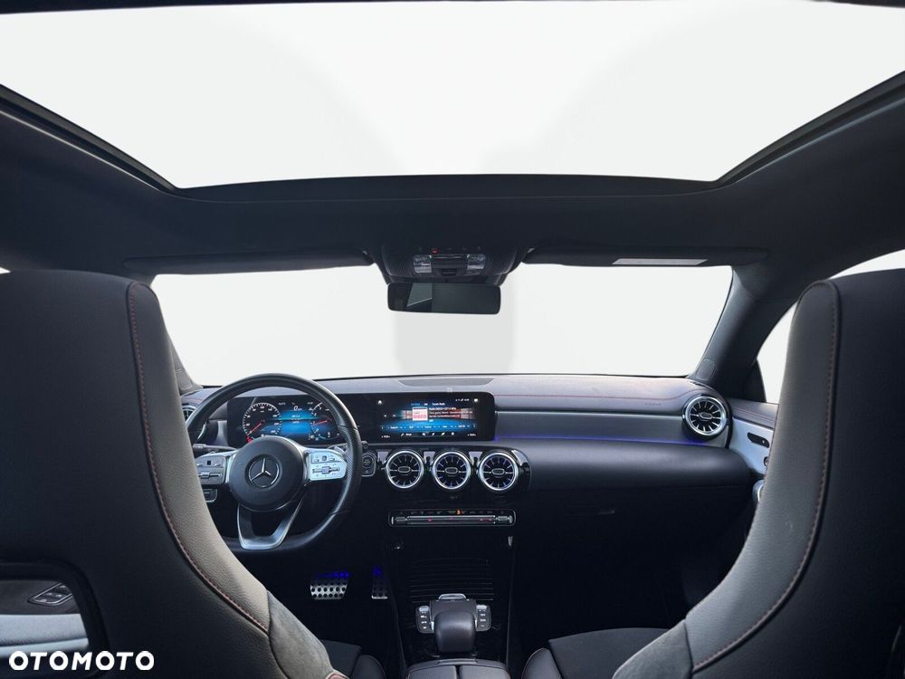 Mercedes-Benz CLA - 14