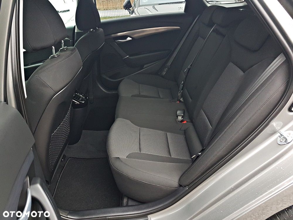 Hyundai i40 Kombi blue 1.6 CRDi DCT Space Plus - 27