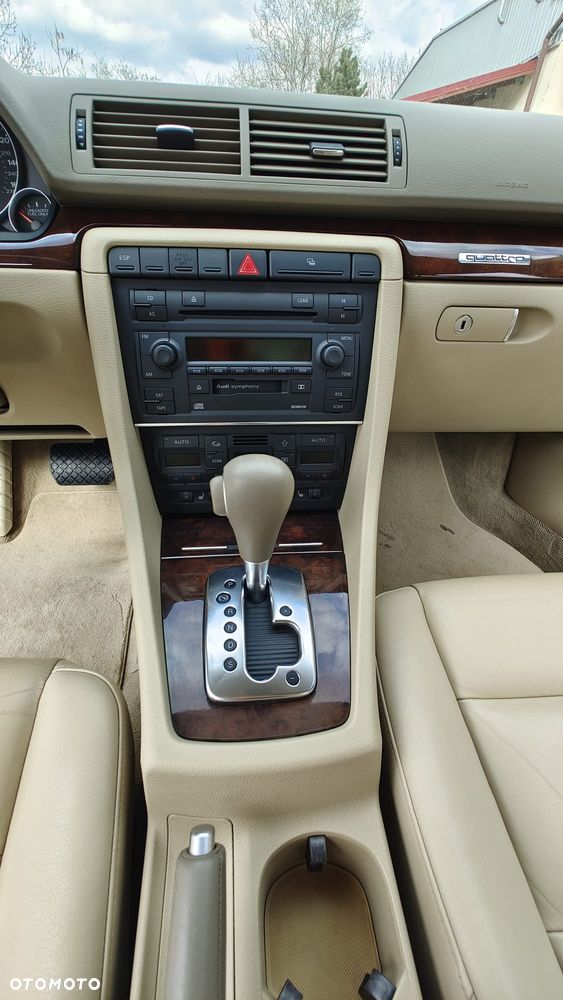 Audi A4 Limousine 2.0 T FSI multitronic - 15