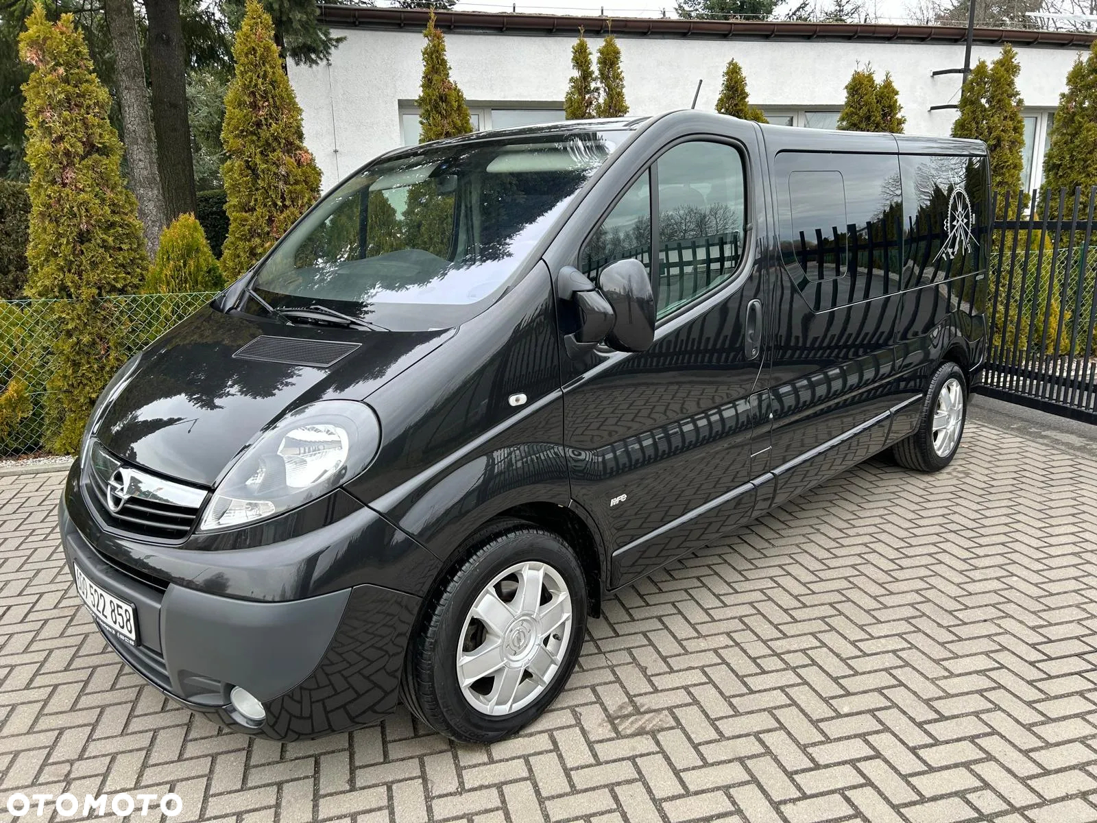 Opel Vivaro 2.5 CDTI L2H1 Life - 28