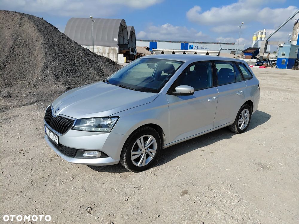 Skoda Fabia 1.0 TSI Ambition - 2