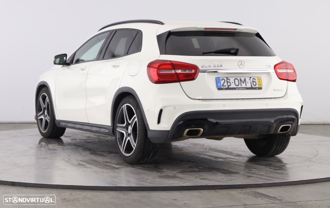 Mercedes-Benz GLA 220 CDi AMG Line - 3