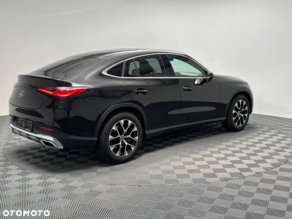 Mercedes-Benz GLC - 9