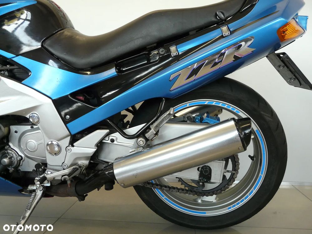 Kawasaki ZZR - 8