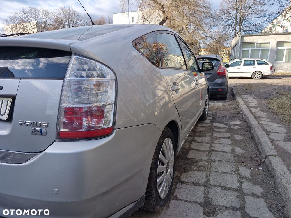 Toyota Prius 1.5 VVT-i Sol - 5