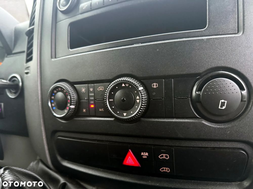 Mercedes-Benz SPRINTER  3.0 V6 519 CHŁODNIA - 18