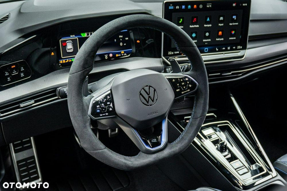 Volkswagen Golf - 18