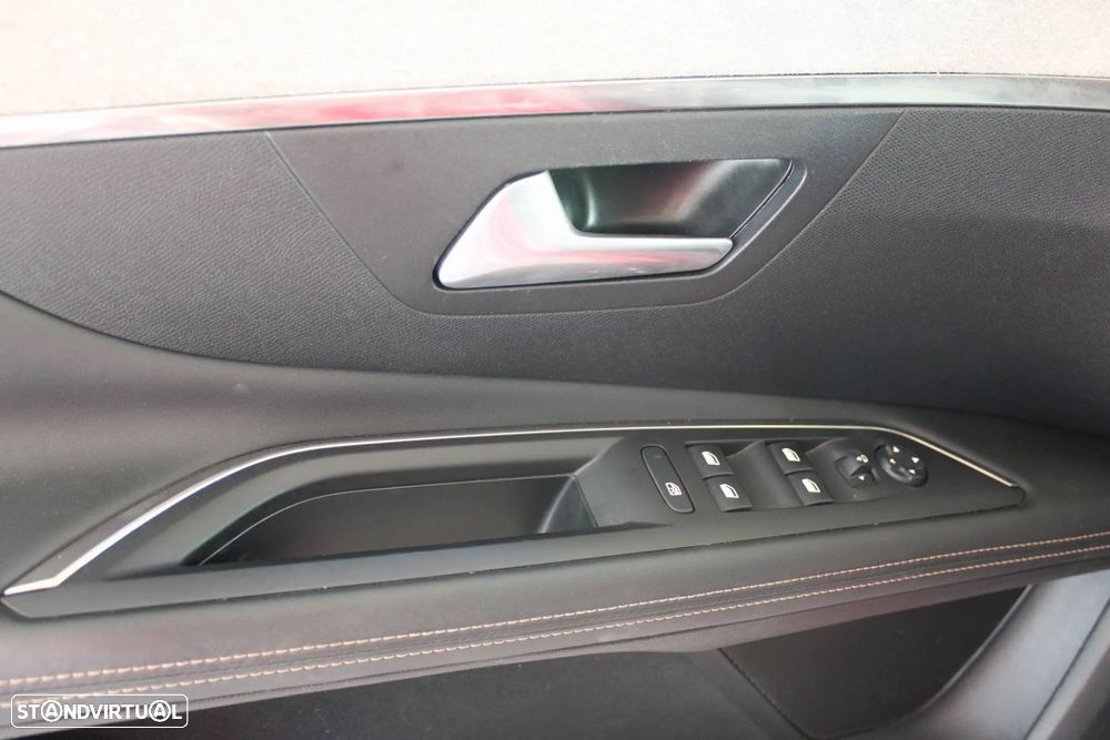 Peugeot 3008 1.5 BlueHDi GT Line EAT8 - 6