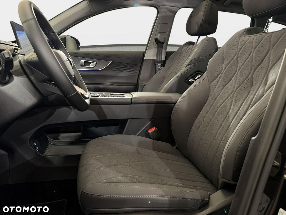 Chery Tiggo 8 1.5 T-GDI Super Hybrid Prestige DCT - 23