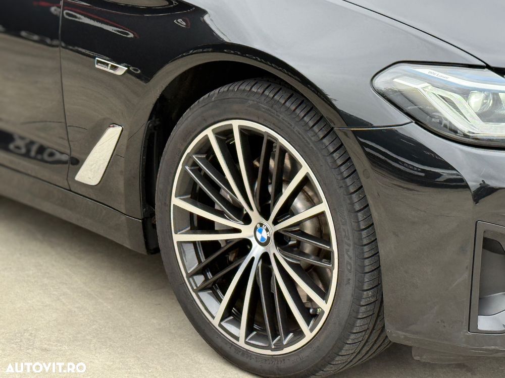 BMW Seria 5 520e AT PHEV - 31