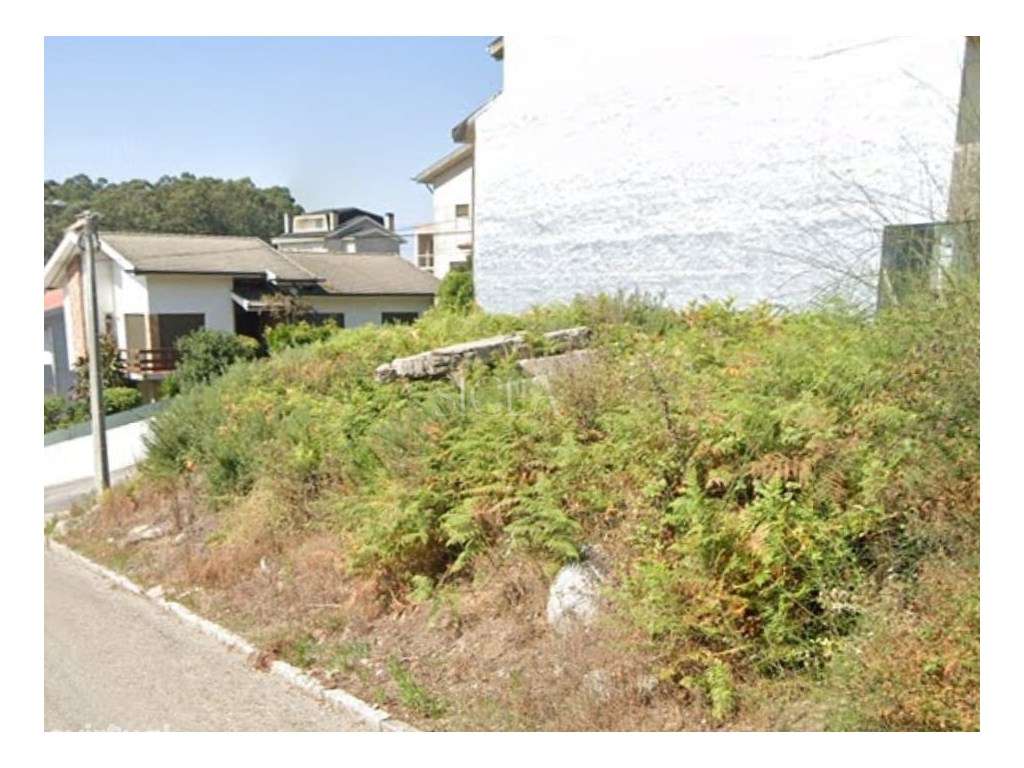 Terreno em Pedroso - Grande imagem: 2/3