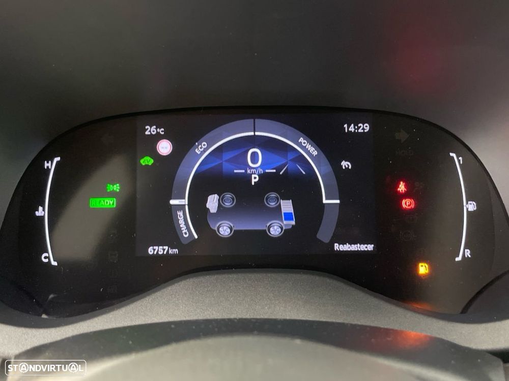 Toyota Yaris Cross 1.5 HDF Luxury - 9