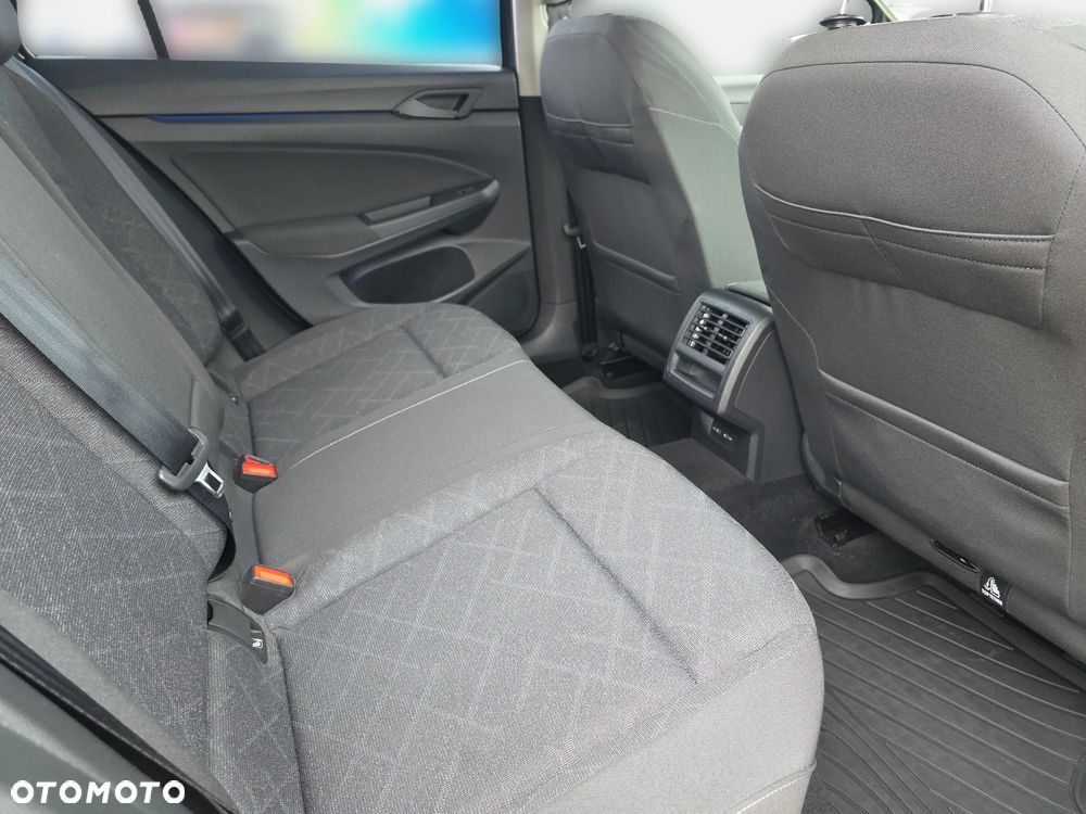 Volkswagen Golf - 20