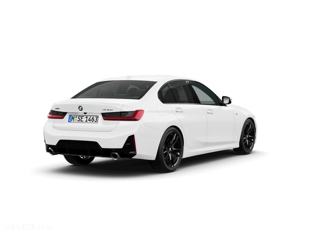 BMW Seria 3 330i xDrive M Sport sport - 2