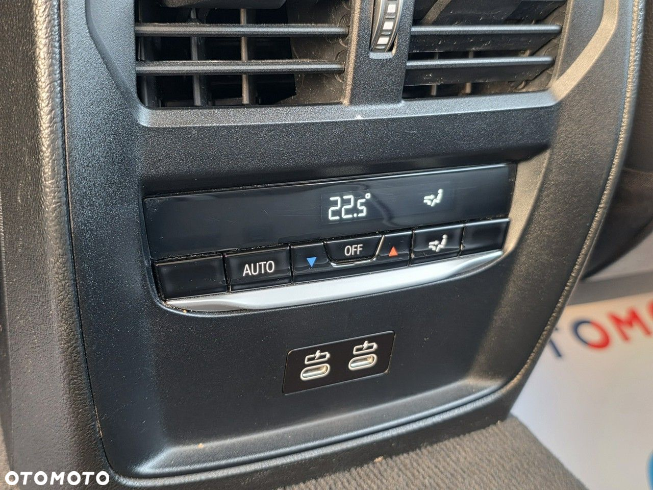 BMW Seria 3 318d Sport Line - 10