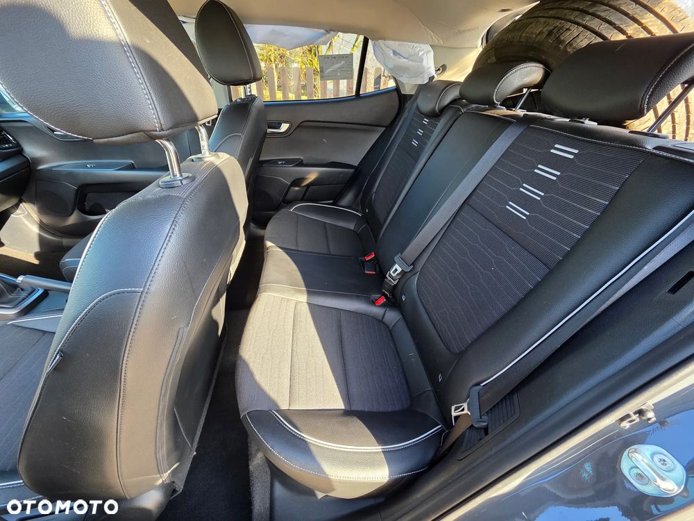 Kia Stonic 1.0 T-GDI OPF Mild Hybrid GT Line - 11