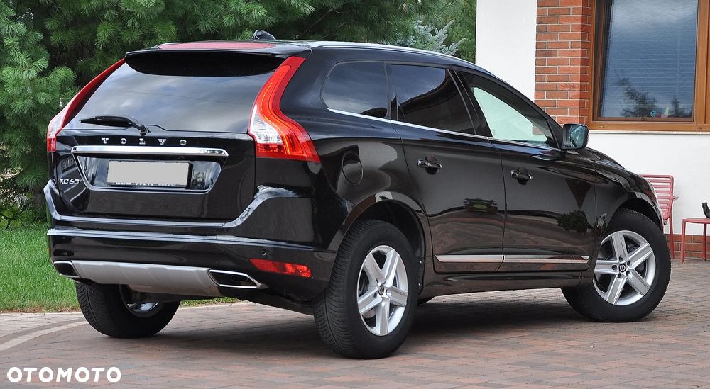 Volvo XC 60 D4 Geartronic Summum - 16