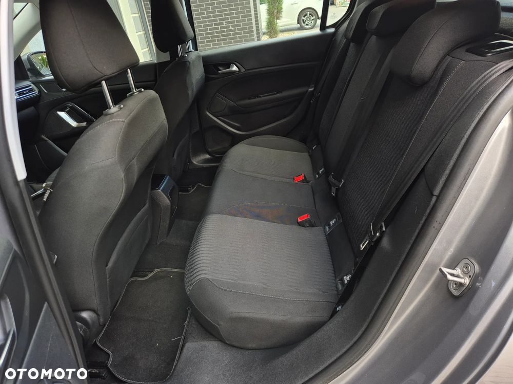 Peugeot 308 1.6 THP Allure - 17