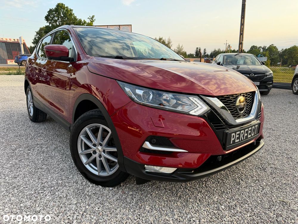 Nissan Qashqai 1.3 DIG-T N-Connecta EU6d - 17