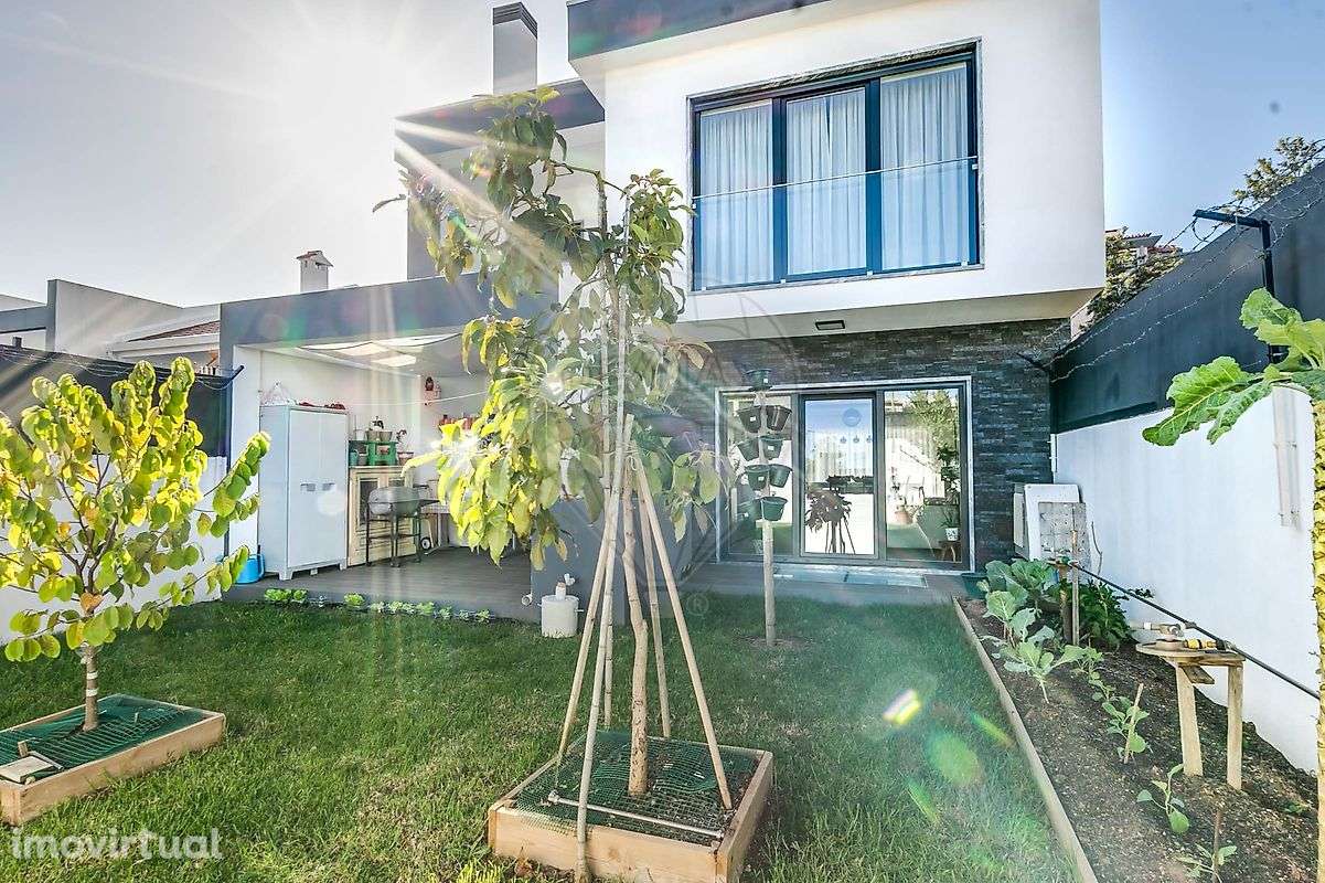 Moradia T2 para venda - Grande imagem: 3/38