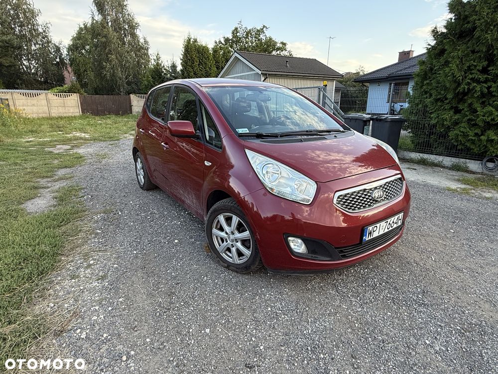 Kia Venga - 3