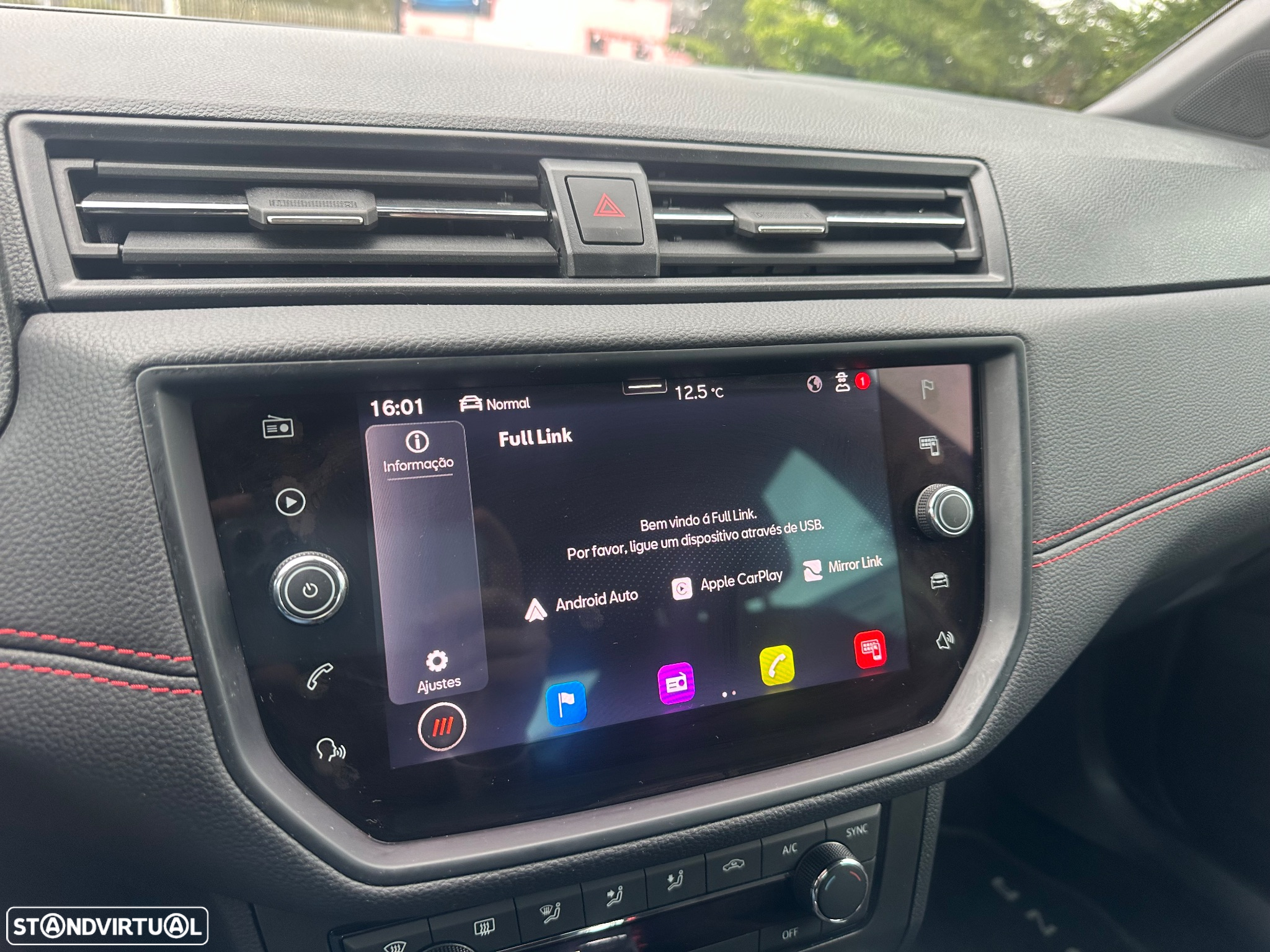 SEAT Arona 1.0 TSI FR - 35