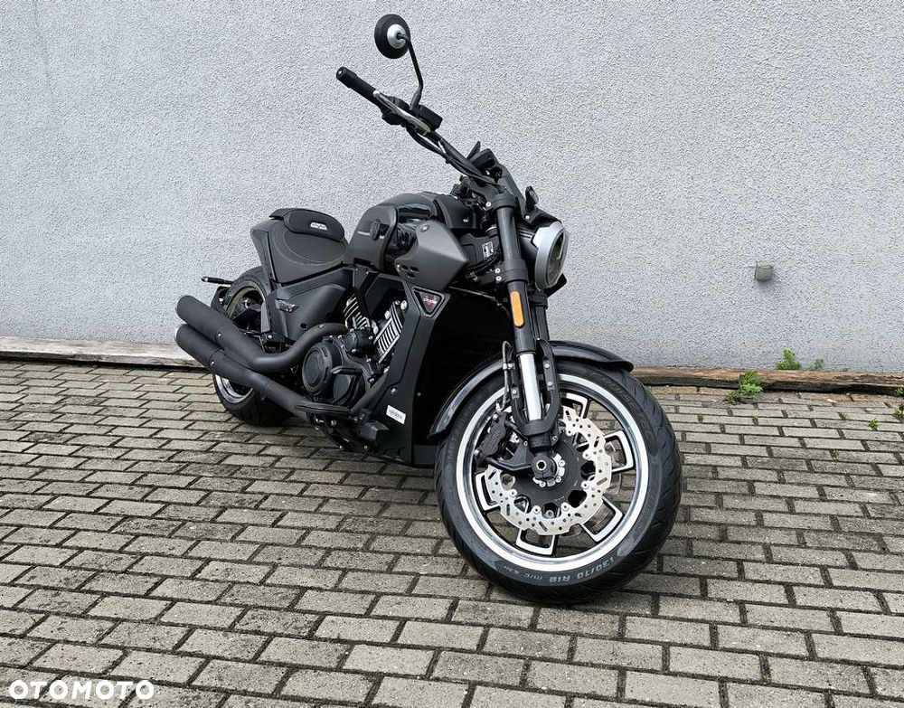 Morbidelli C1002V - 7