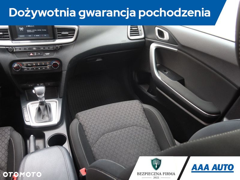Kia Ceed - 9