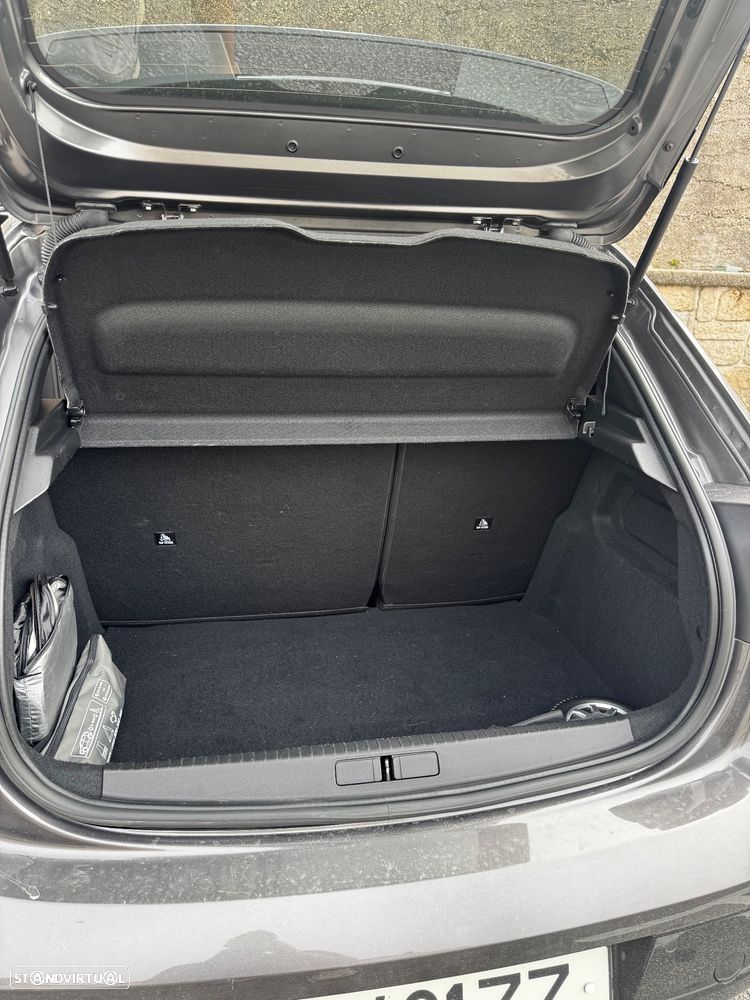 Peugeot 208 1.2 PureTech GT - 32