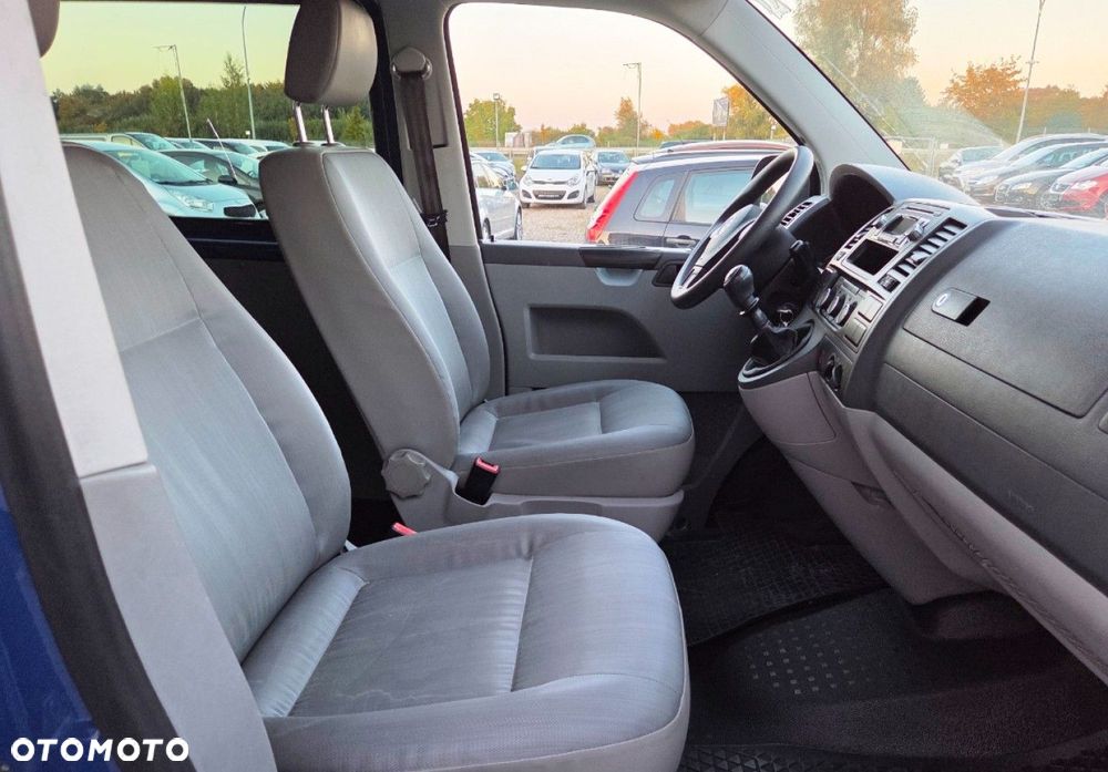 Volkswagen Transporter - 24