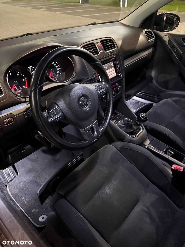 Volkswagen Golf - 15