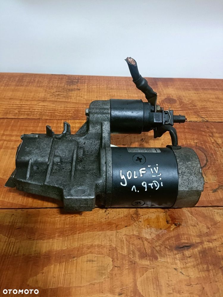 VOLKSWAGEN GOLF IV 4 99-06 1,9 TDI rozrusznik HITACHI 09A911023B * - 4